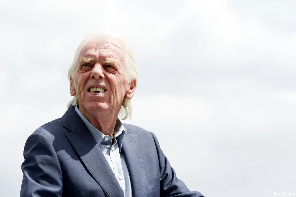 Beenhakker: ''Ik zit verdomme toch achter de geraniums''