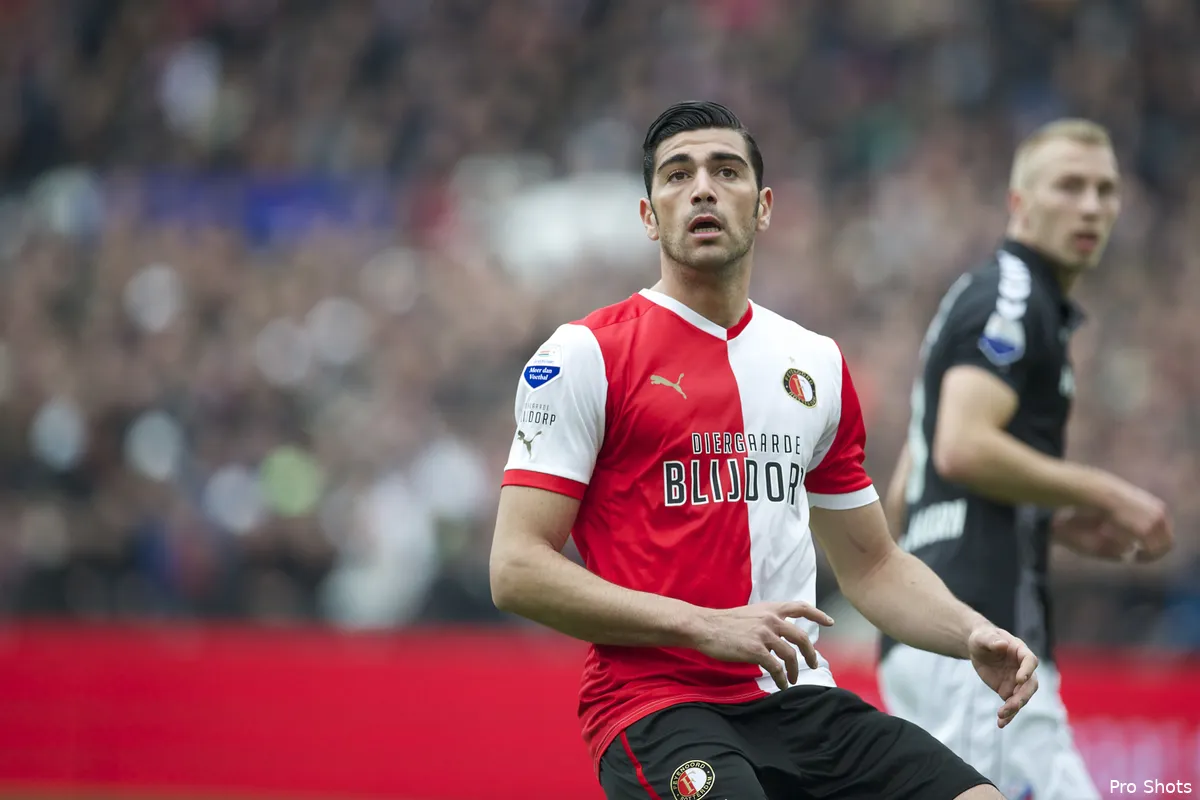 \'Uit respect voor Pellè moet je niemand in de spits zetten\'