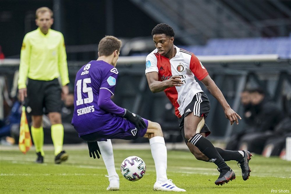 Afgelopen | Feyenoord - Heracles Almelo (0-0)