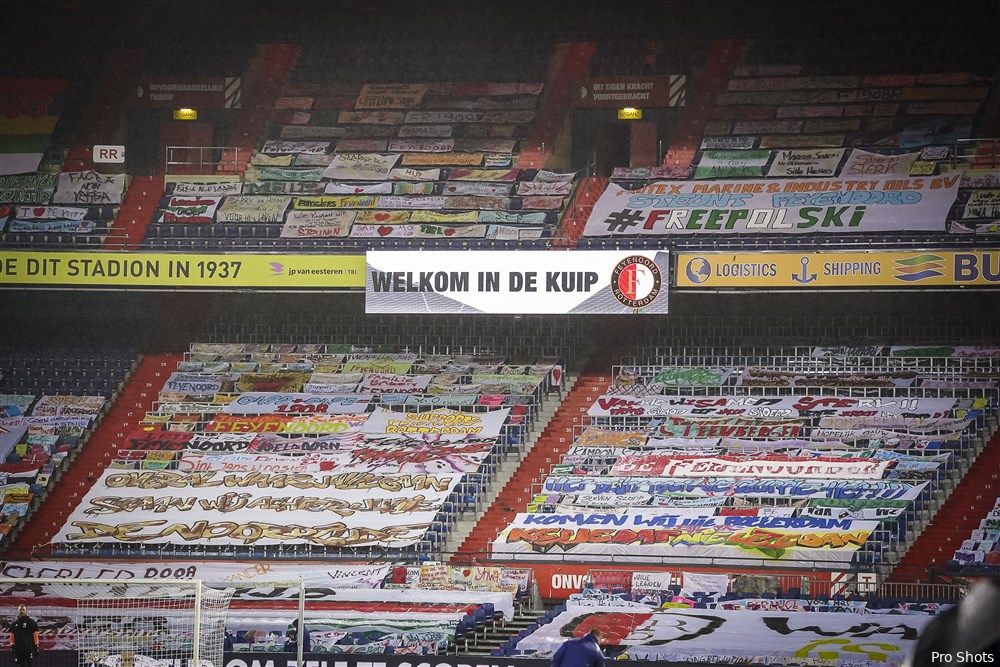 SV Ajax wil spandoeken tijdens bekerfinale in De Kuip weg hebben