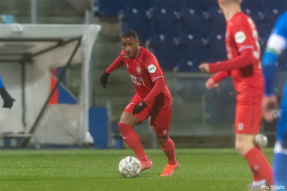 Huurlingen: Assist Narsingh; Vente beleeft pijnlijke avond