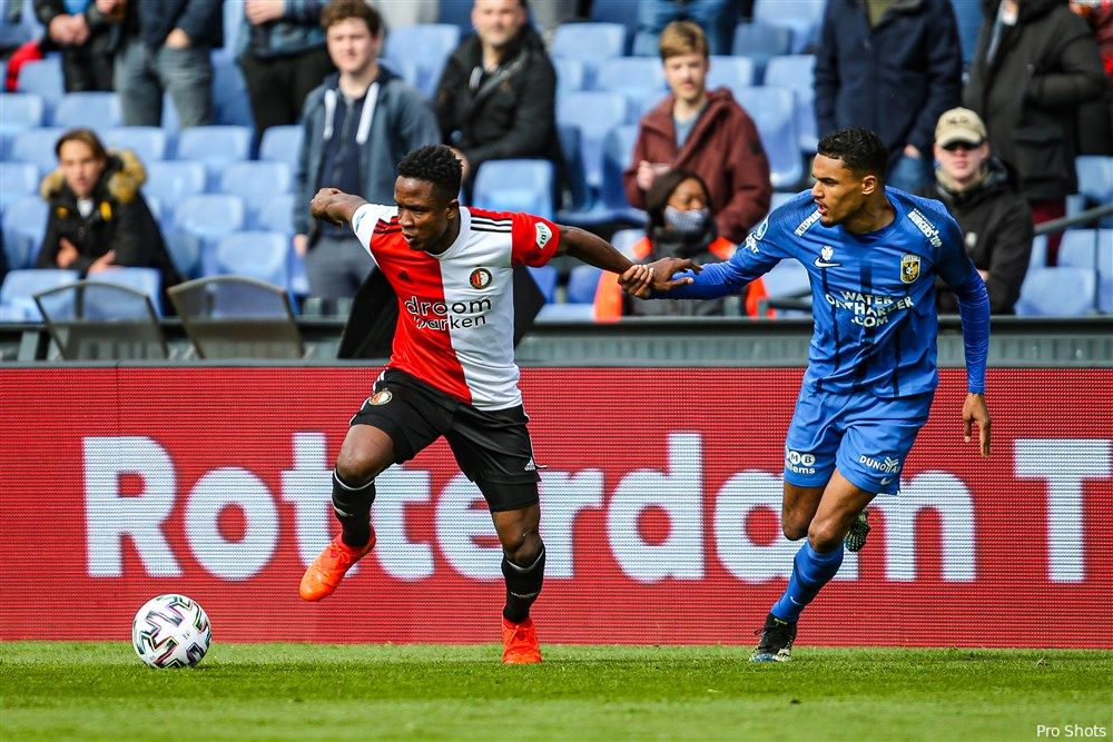 Gouka oppert Doekhi: ''Op zulke spelers moet Feyenoord zich richten''