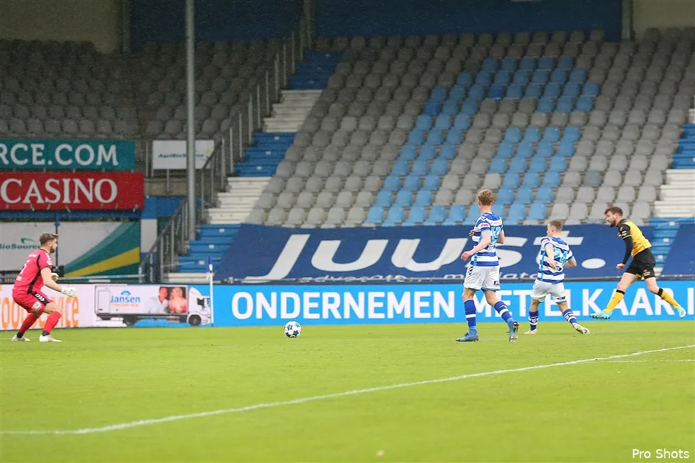 Vente schakelt met goal De Graafschap uit