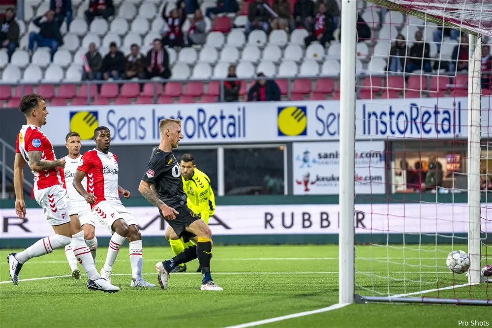 Hendriks en Azarkan met NAC naar finale, Vente uitgeschakeld