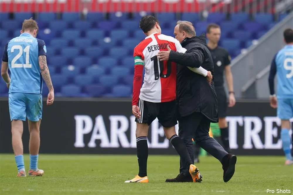 Advocaat: ''Met vechtvoetbal over de streep getrokken''