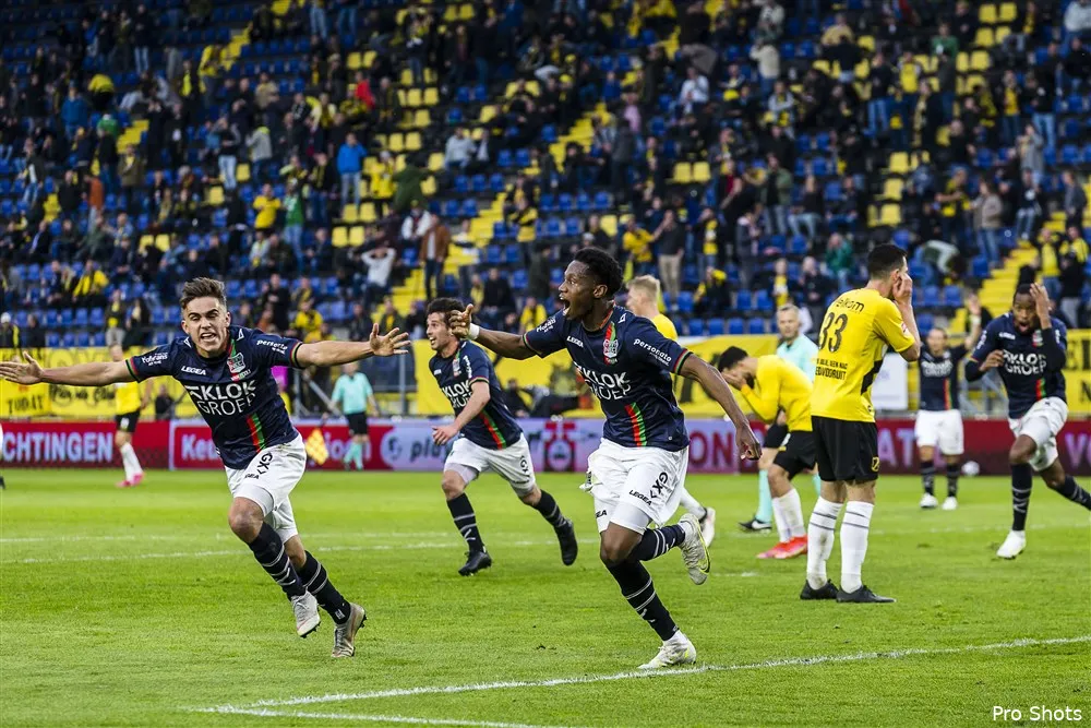 Azarkan en Hendriks verliezen; NEC promoveert