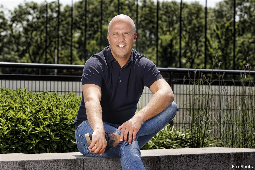 ''We zijn hard op zoek naar spelers voor die posities''