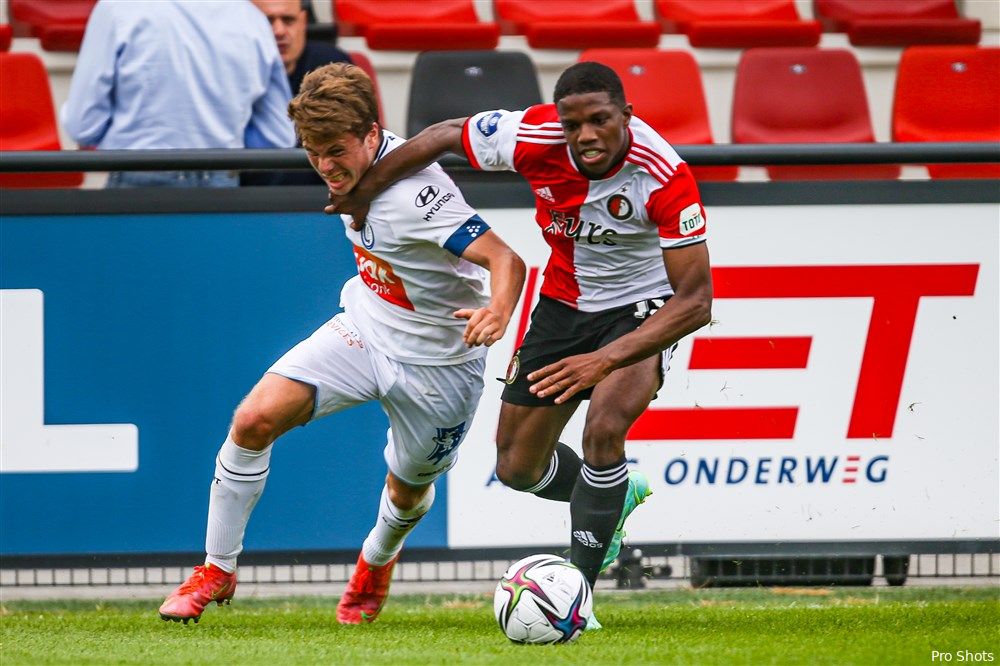 Malacia over interesse Club Brugge: ''Focus me nu op Feyenoord''