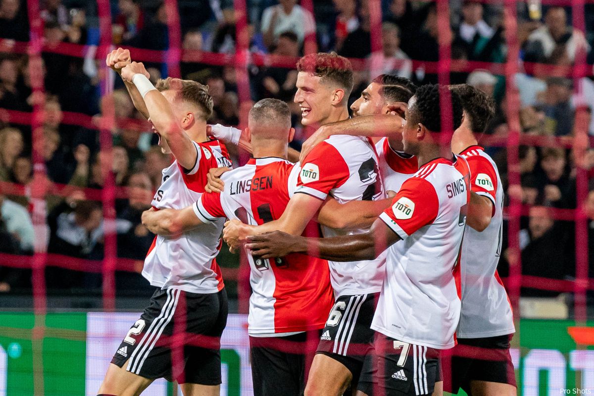 Feyenoord met 22 spelers naar Berlijn