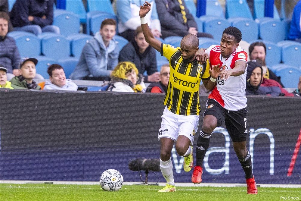 De Statistieken: Feyenoord slordig, Sinisterra wint meeste duels