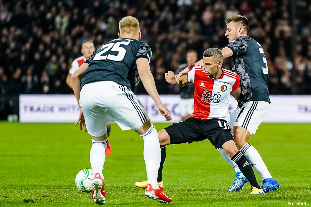 Union en Slavia boeken tegen tien man geen zege