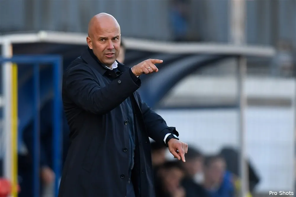 Afgelopen | Persconferentie Arne Slot voor #SPAFEY