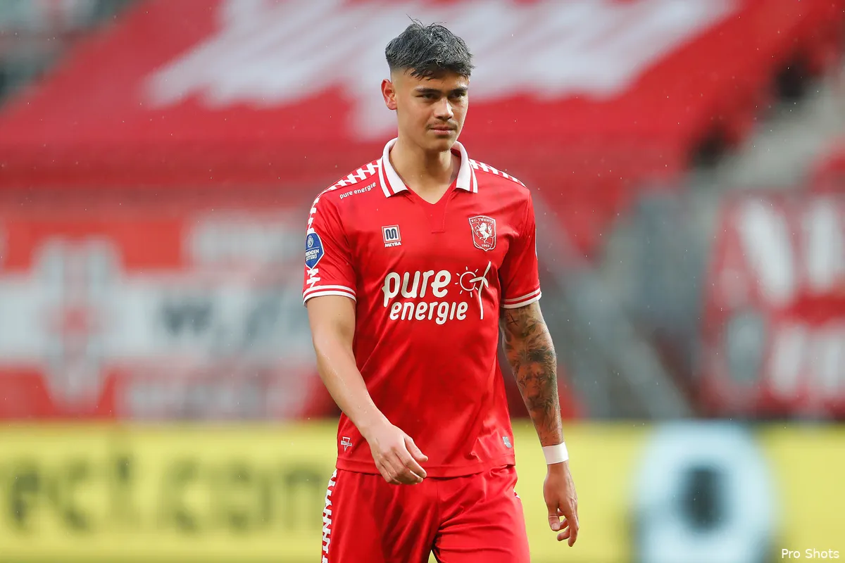 'Feyenoord sprak met verdediger Mees Hilgers'