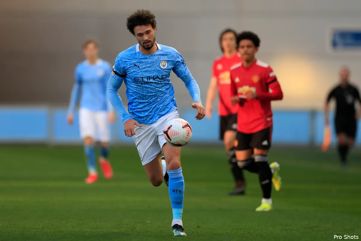 Feyenoord rondt papierwerk Sandler af (update)