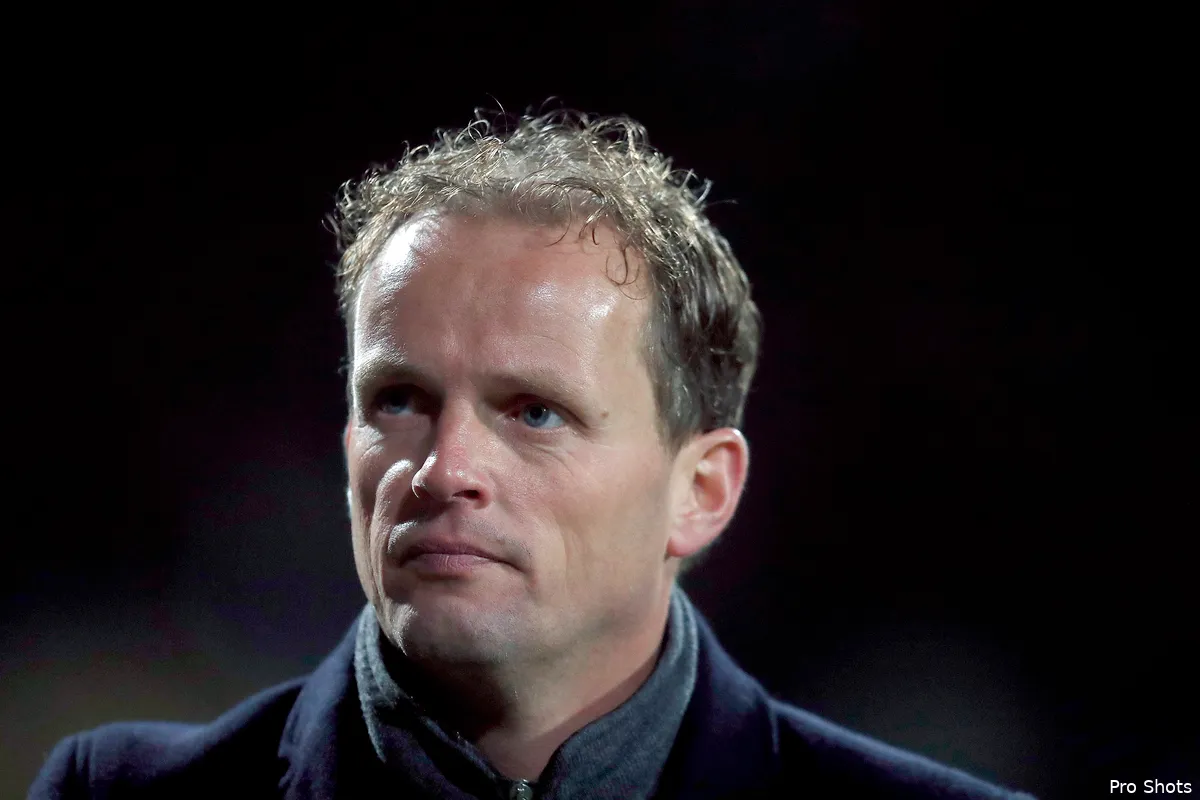 Feyenoord wil Hulshoff behouden en meer betrekken bij eerste elftal