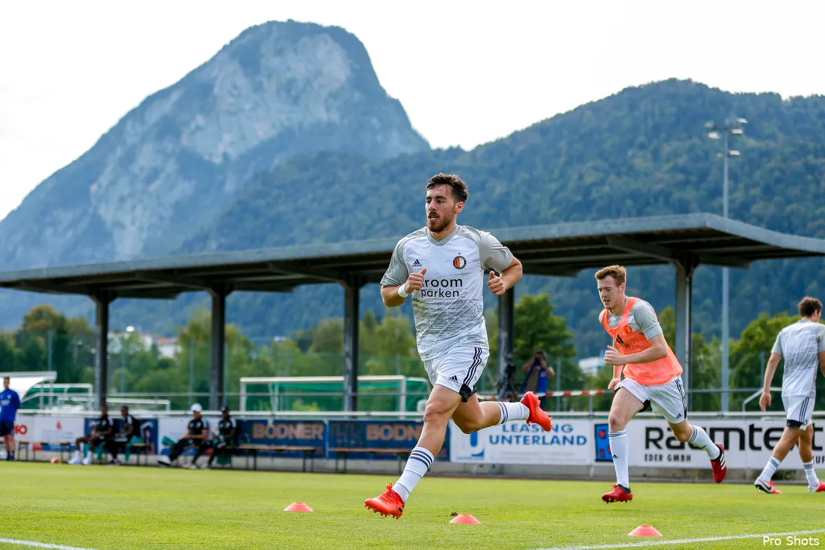 Feyenoord zet vanwege coronabesmettingen streep door trainingskamp
