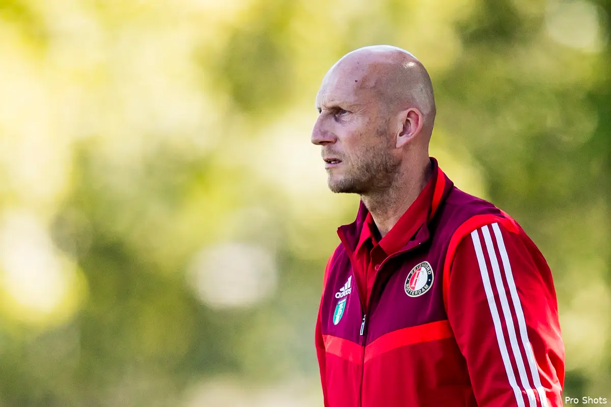 Stam: ''Merendeel binnen de club was sceptisch over Sinisterra''
