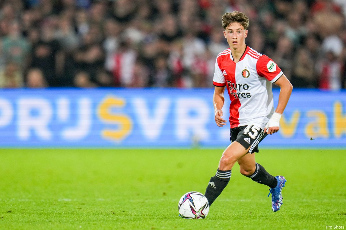 Update | 'PEC Zwolle wil Lennard Hartjes huren van Feyenoord'