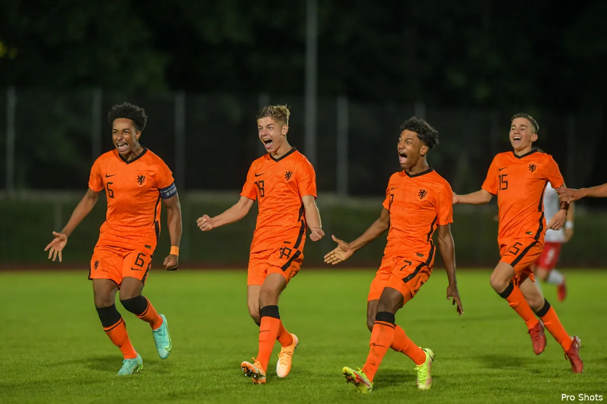 'Feyenoord wil contract Jaden Slory verlengen'