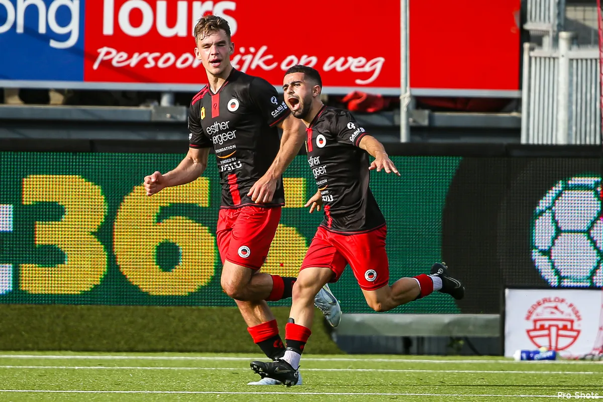 Azarkan promoveert na bloedstollende strafschoppenserie