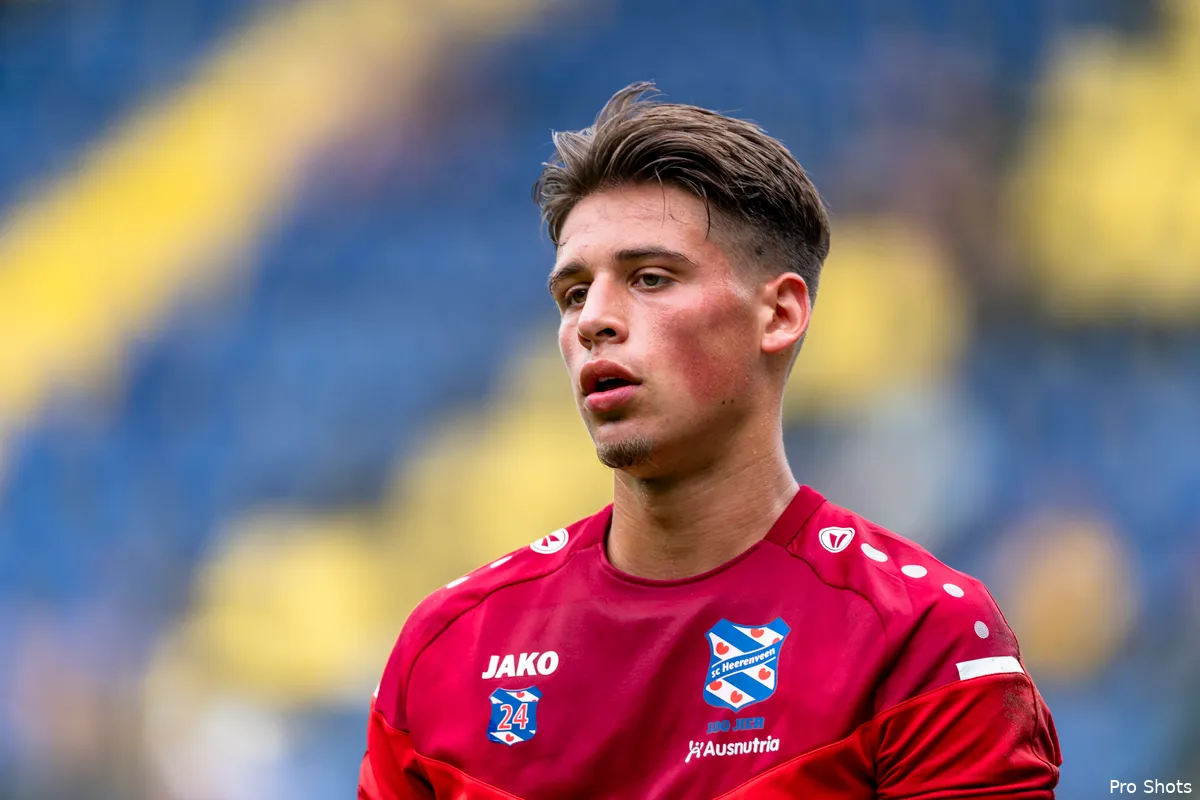 'Feyenoord voegt doelman Kroesen toe aan beloftenelftal'