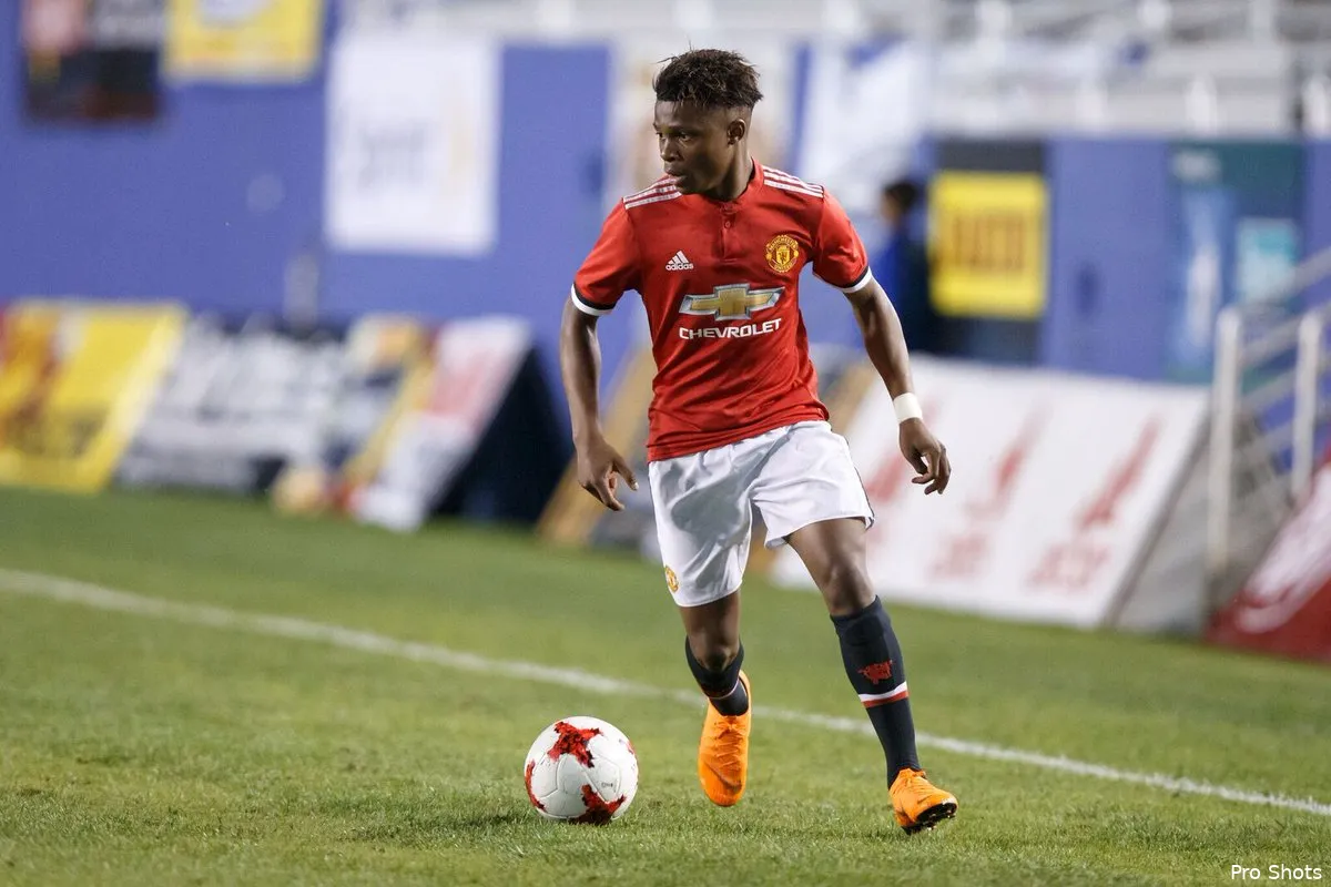 'Feyenoord onderhandelt met UD Almería over Ramazani'