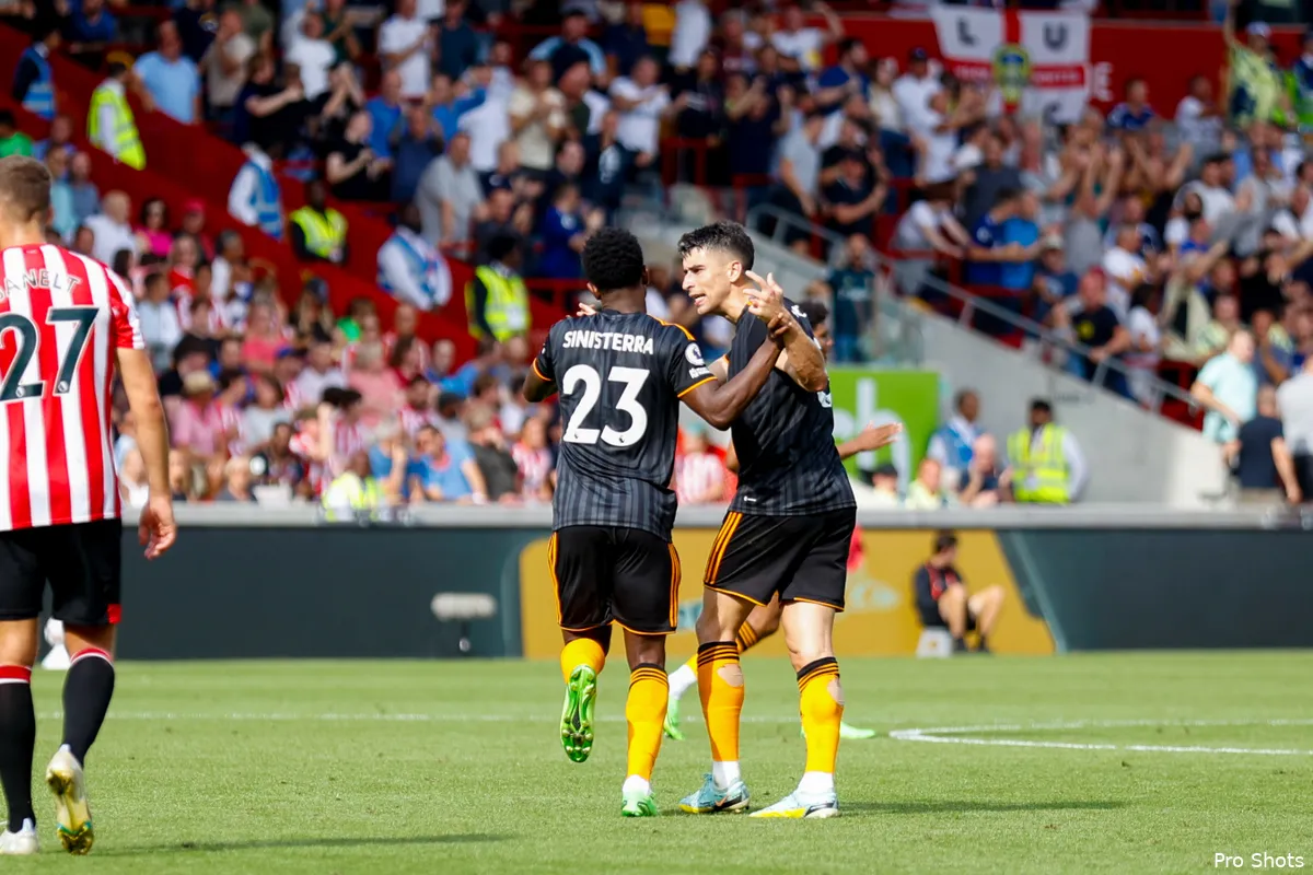 Sinisterra stuurt verdediger het bos in en scoort opnieuw