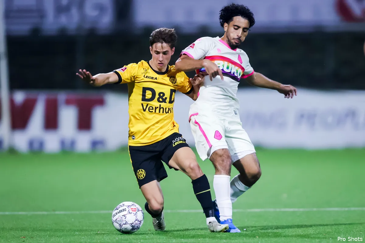 'Hartjes kijkt verder na vertrek trainer PEC Zwolle'