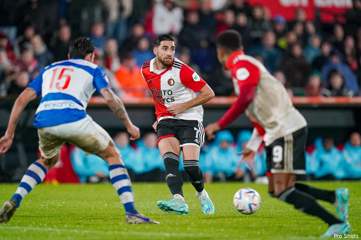 "Wat mij betreft mag Jahanbakhsh ook wat langer in de basis blijven staan"