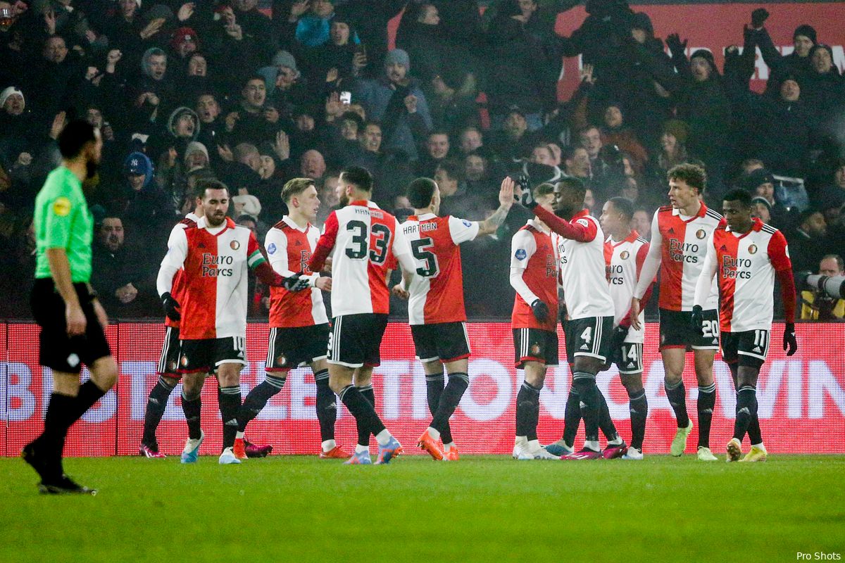 Feyenoord heeft geen problemen met NEC en is weer koploper
