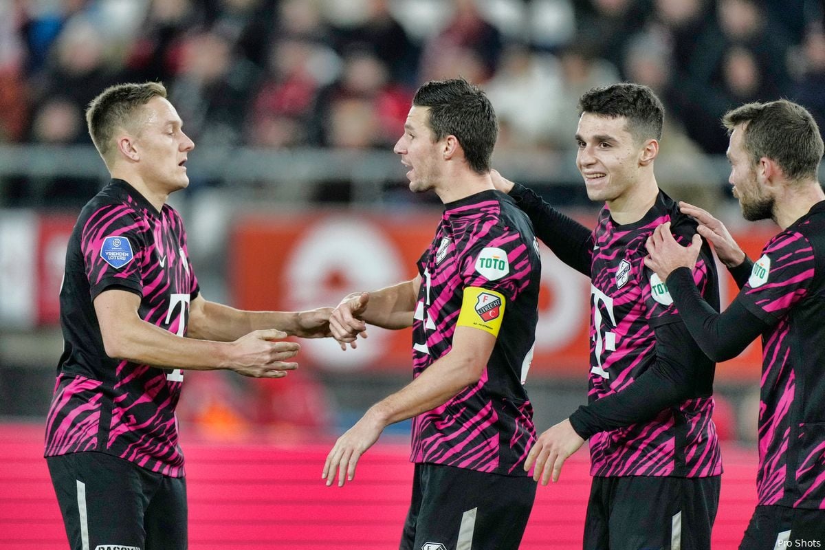 Eredivisie: AZ en FC Utrecht delen de punten na spektakelstuk