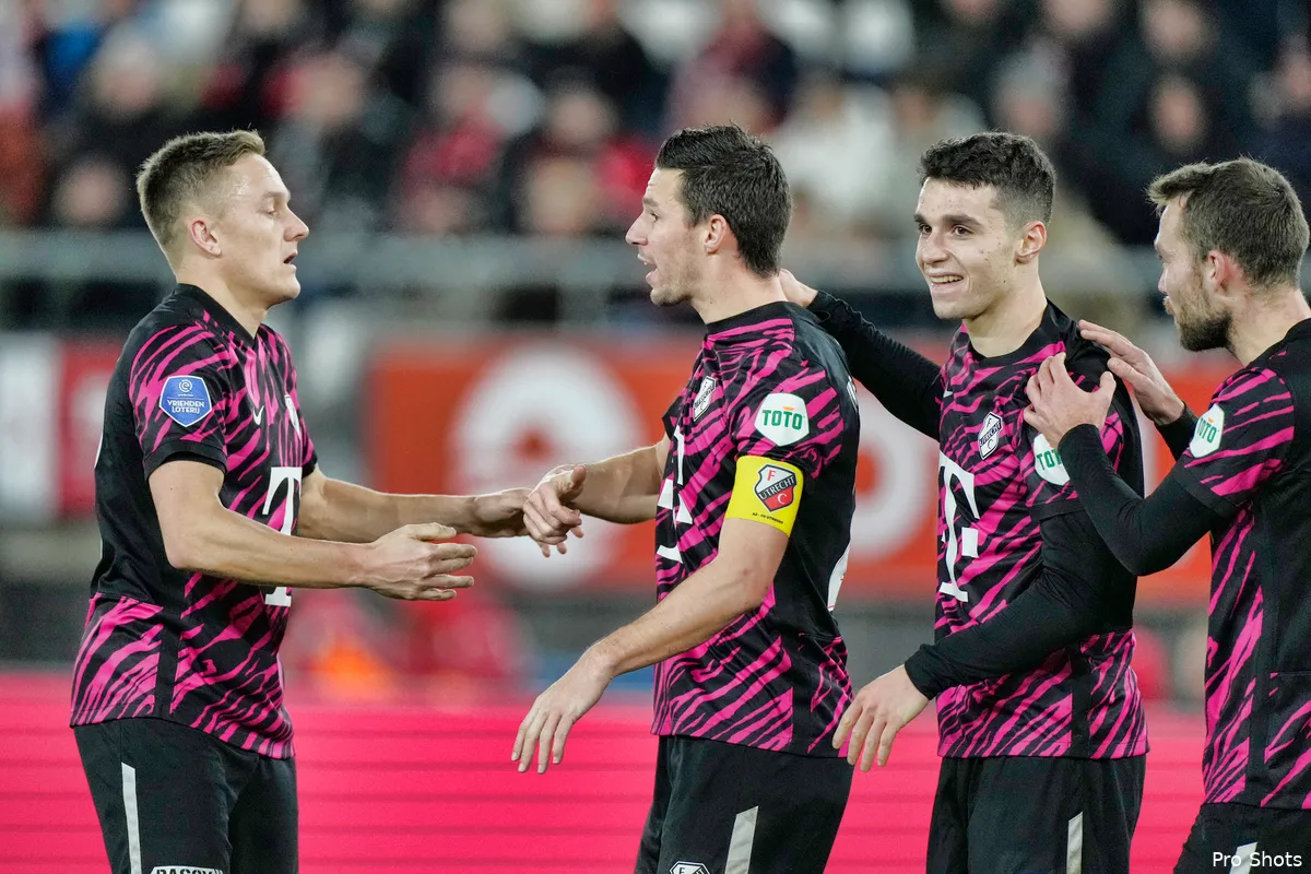 Eredivisie: AZ en FC Utrecht delen de punten na spektakelstuk