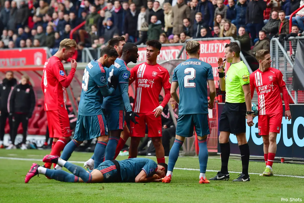 Feyenoord en FC Twente delen de punten na enerverende wedstrijd