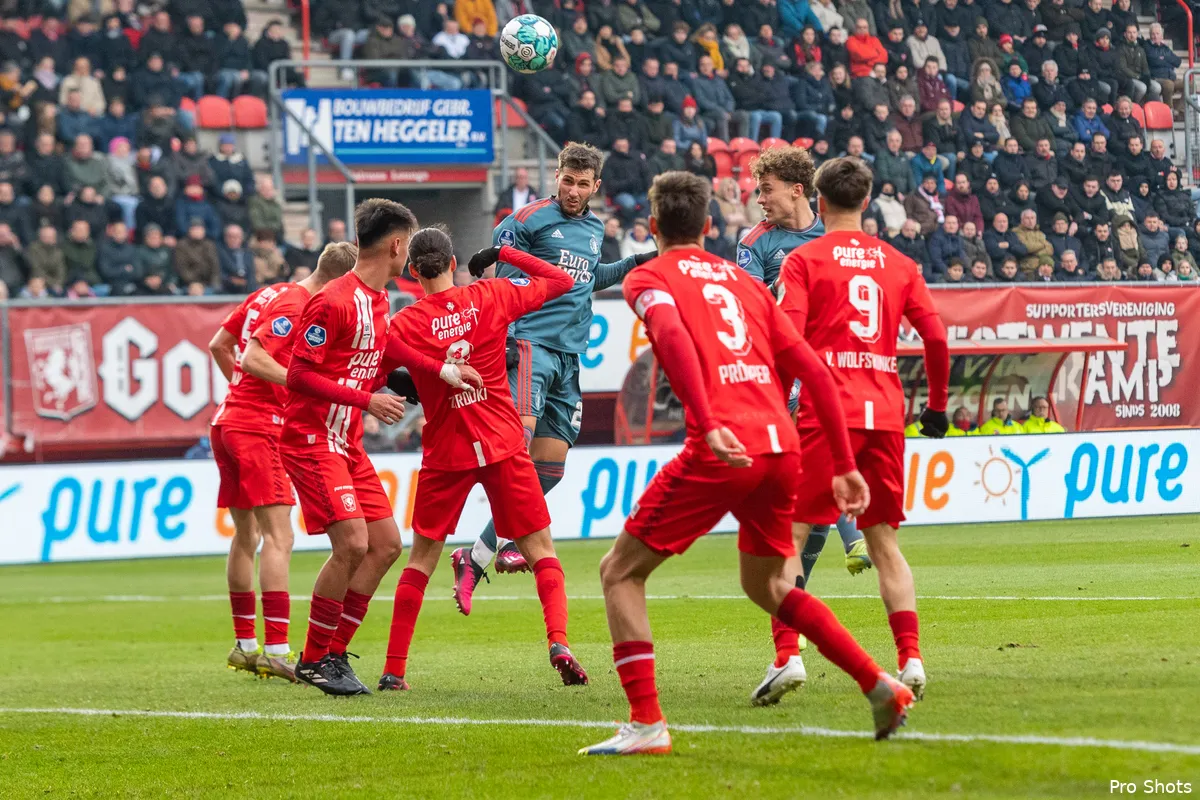 "Dit past beter bij Gimenez, omdat hij minder hoeft te lopen"