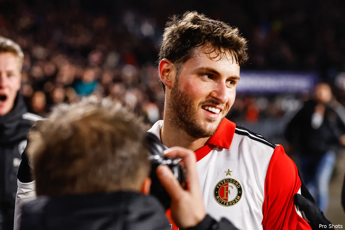 Reyes: "Santiago is de beste spits van Mexico"