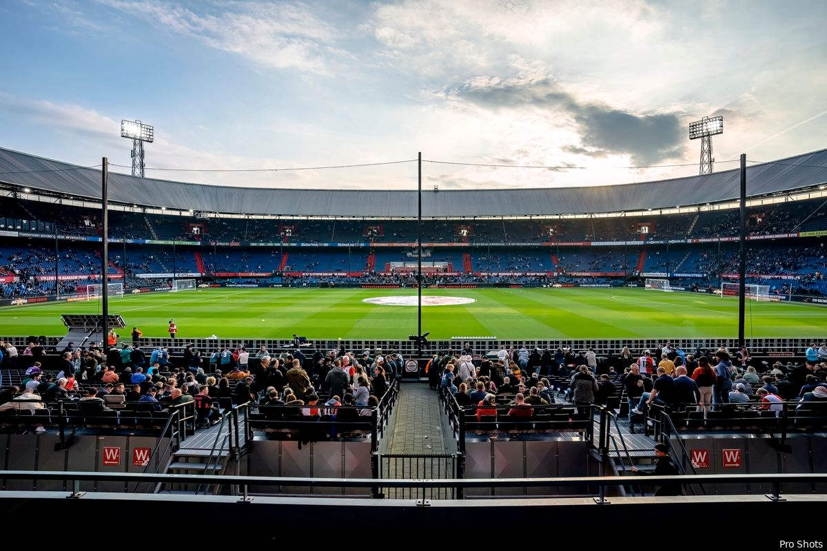 'Strijd om televisierechten kan Feyenoord miljoenen opleveren'