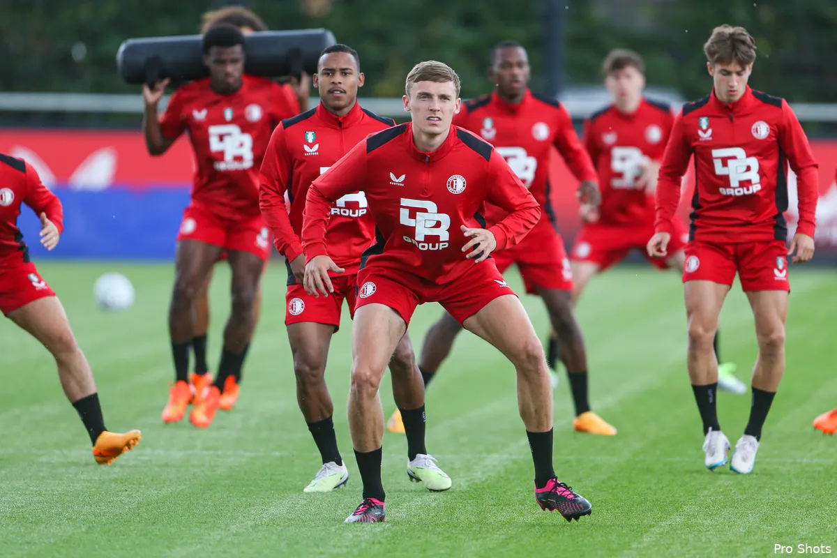 Feyenoord traint zonder Wålemark en Trauner