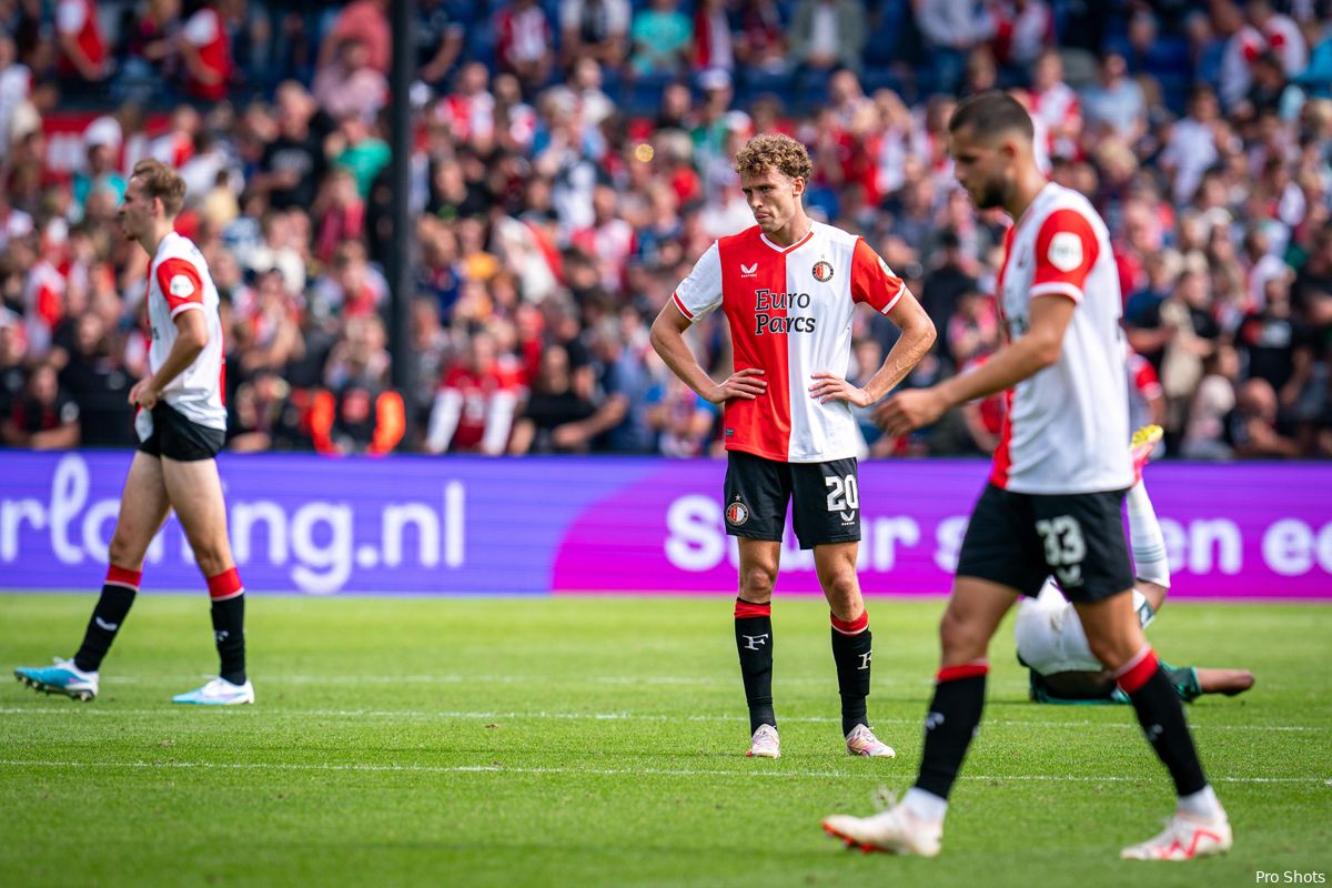 ''Ook los van de rode kaart was het geen goed optreden van Feyenoord''
