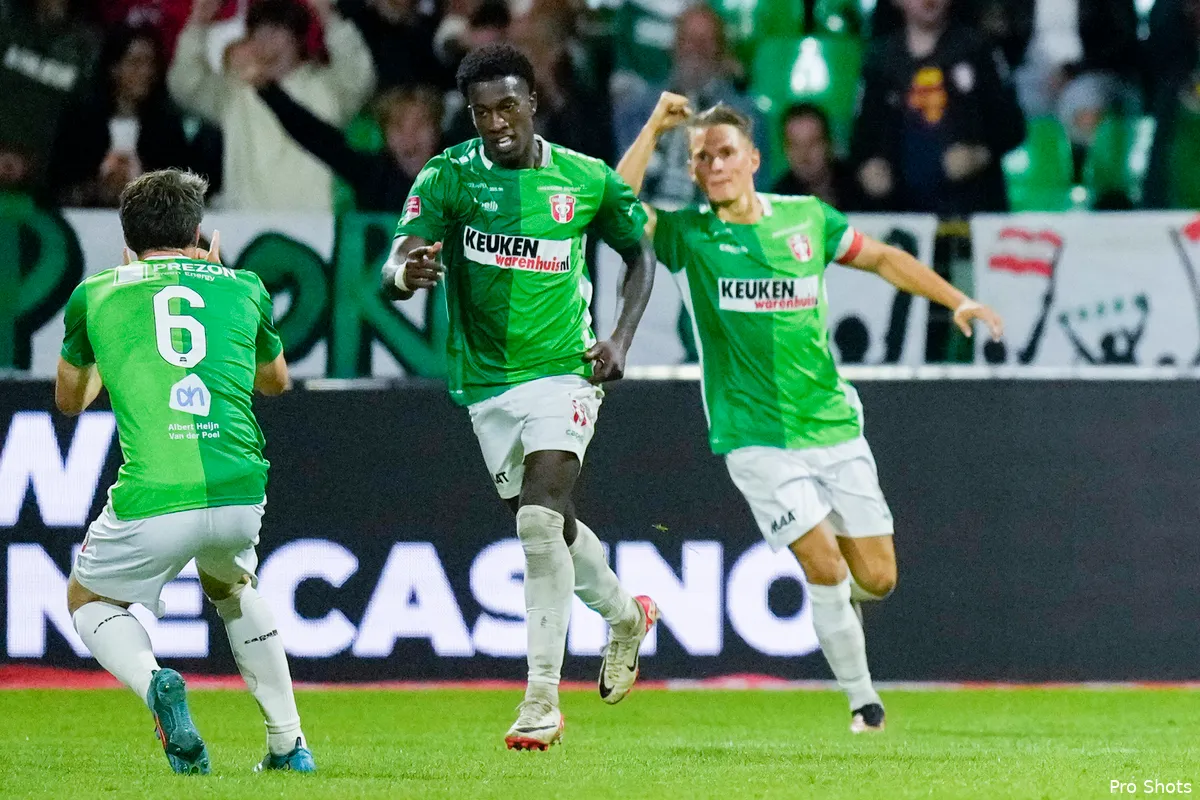 copyright proshots 22349437