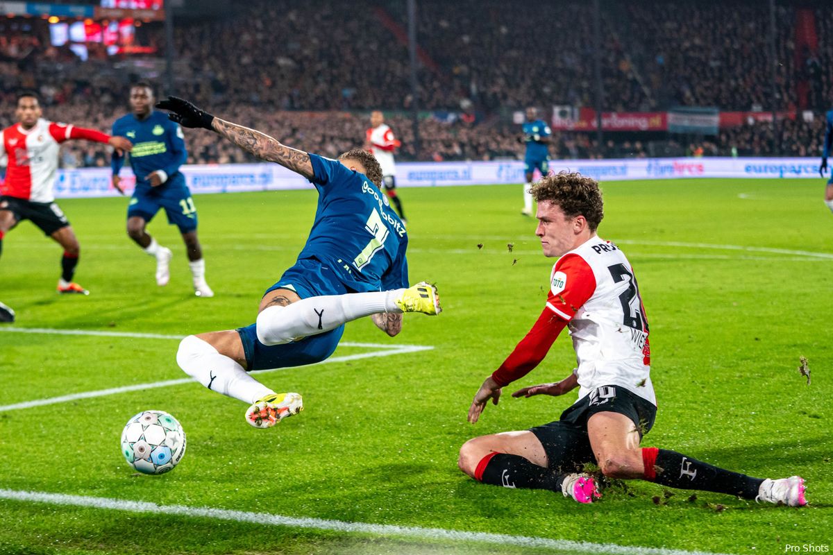 Frustratie en boosheid bij PSV: ''Penalty en tweede geel voor Wieffer''