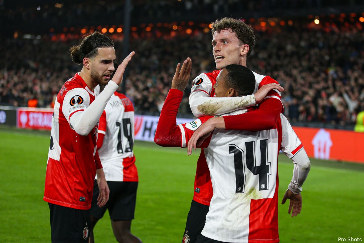 Gehavend Feyenoord Speelt Gelijk Tegen As Roma In De Kuip Fr12nl 8153