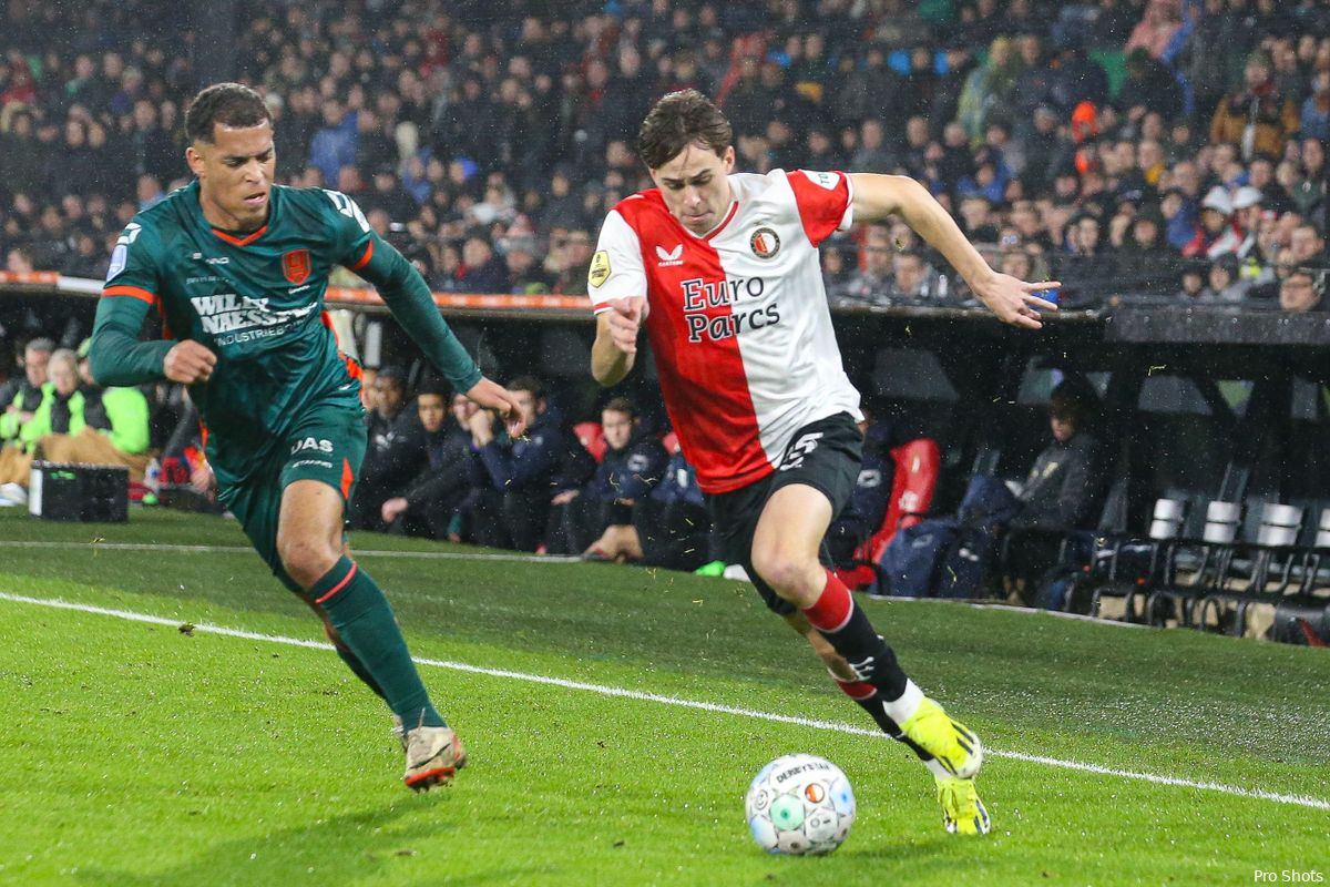 Feyenoord zuinig op Sauer: ''Dat komt er ook nog eens bij''