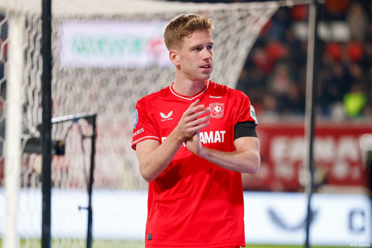 Selectie FC Twente spot met overstap naar Feyenoord: "Dan trekt hij rood weg"