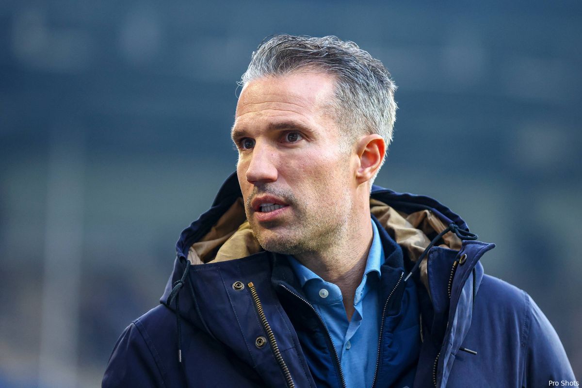 Ochtendjournaal: De lat zal voor Van Persie op 'Slot-hoogte' liggen