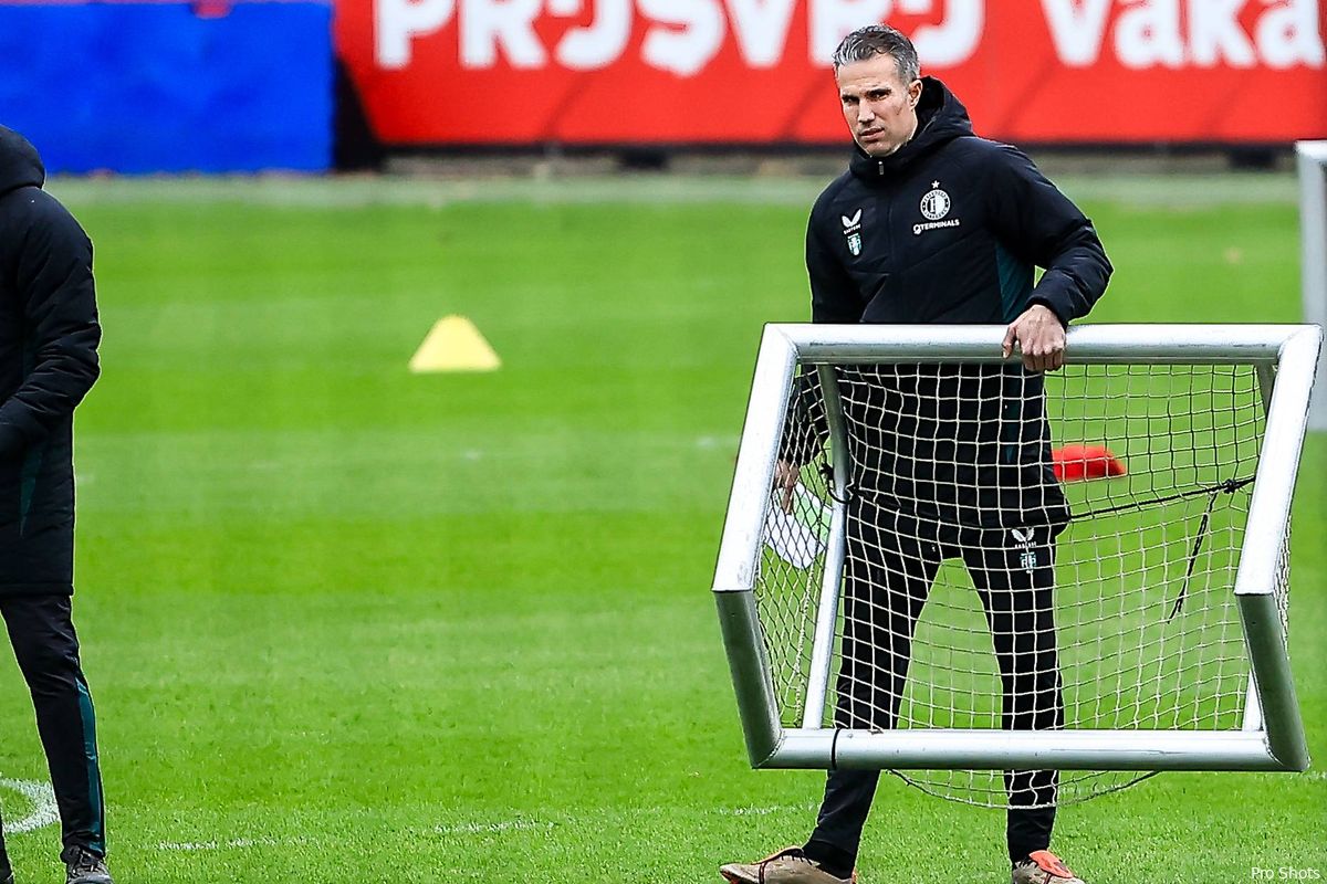 Fysieke problemen houden aan: "Dat gaat ook Van Persie niet lukken"