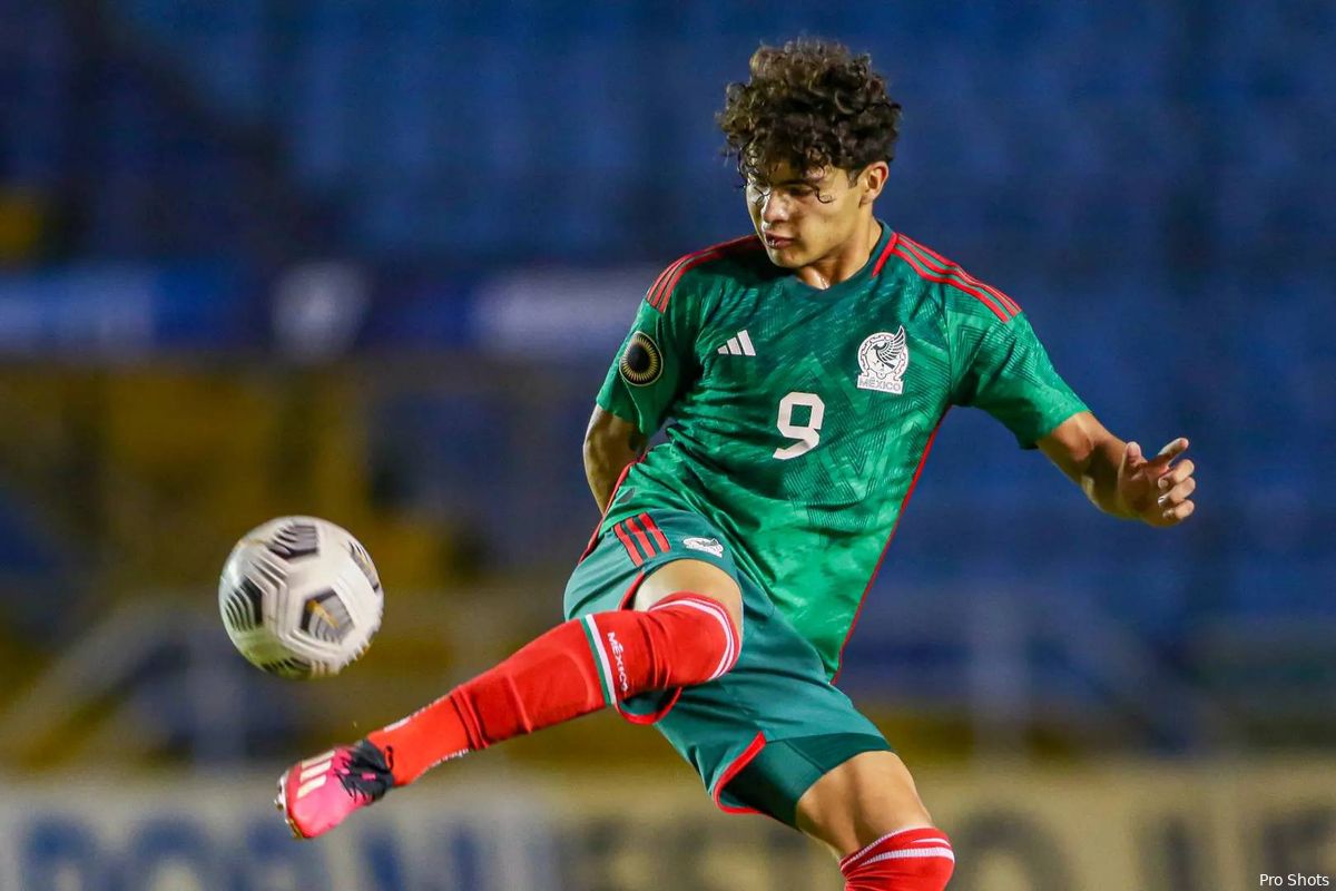 'Feyenoord strikt Mexicaans talent Carrillo voor €2,5 miljoen'