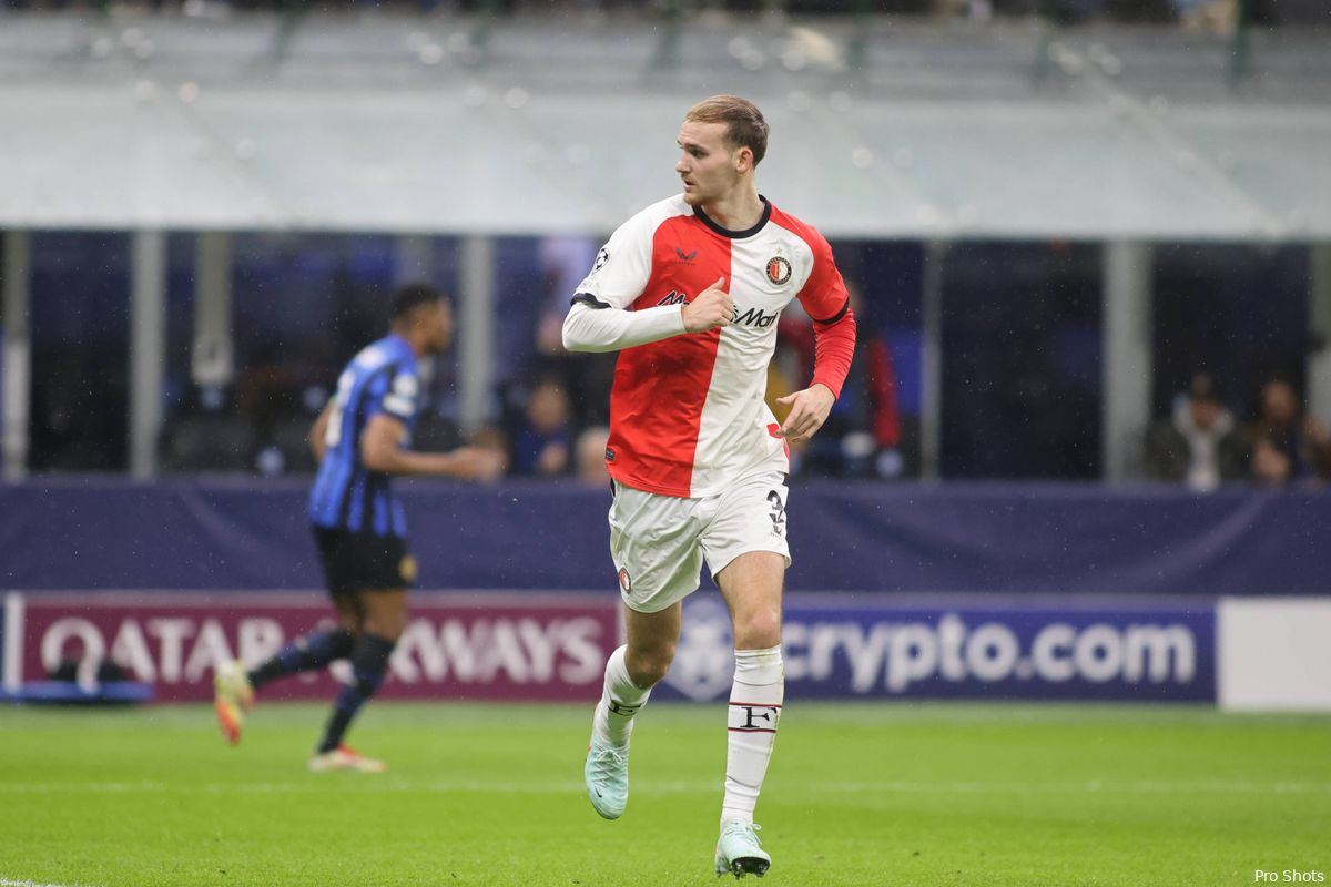 Felle kritiek op arbitrage na goedkope strafschop: ''Die VAR is een sukkel''