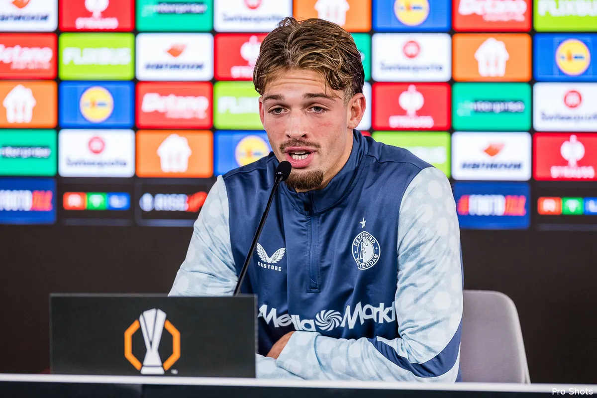 Copyright-ProShots-31894801