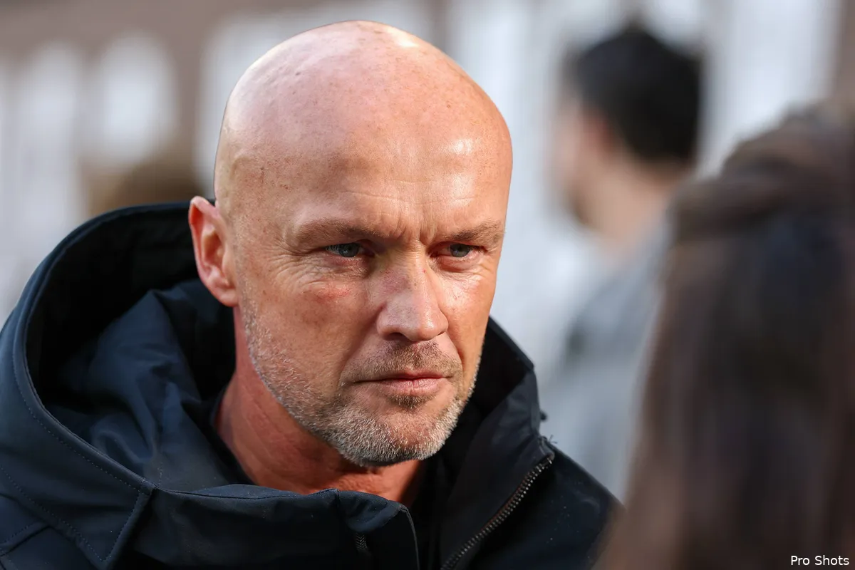 Copyright-ProShots-31944764