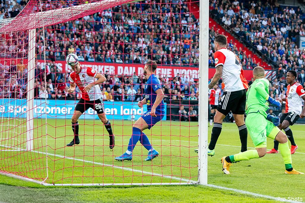 Guus Til met hattrick belangrijk voor Feyenoord tegen FC Drita